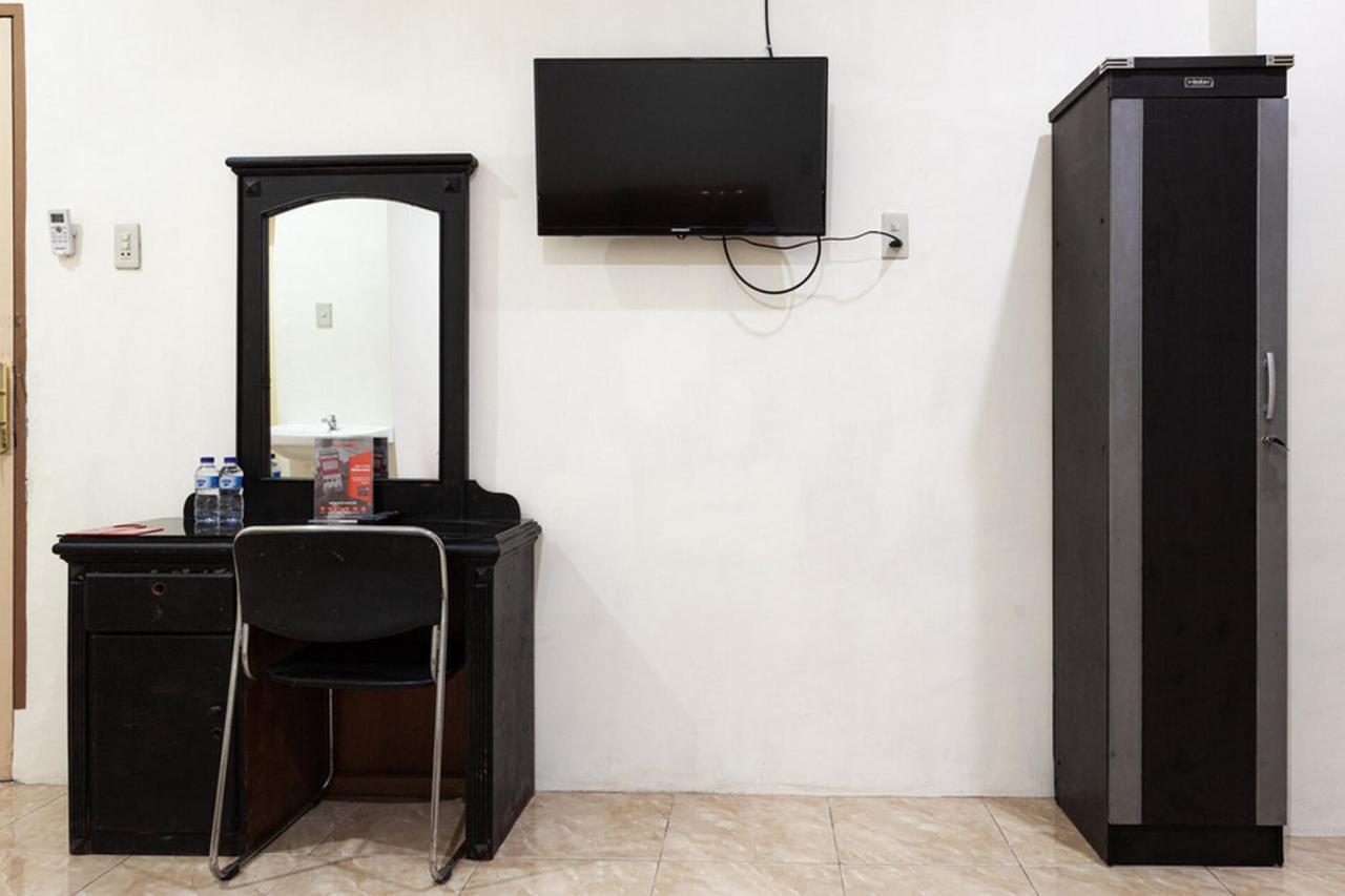 Reddoorz Near Yuki Simpang Raya Mall Medan 2 Екстериор снимка